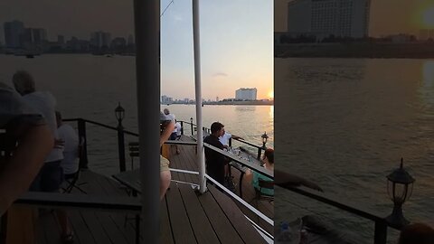 $8 River Cruise Phnom Penh Cambodia 🇰🇭 #shorts #phnompenh #mekong #expat