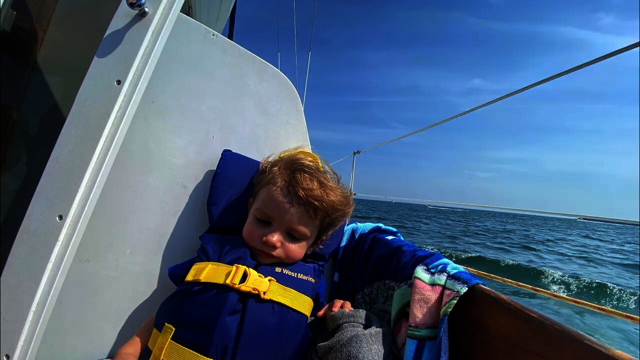 Beach day on the vineyard and a Sailboat Ride - TWE 0298