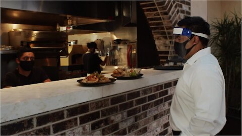 The UK Is Experiencing a Shortage of Waiters Despite Booming Business