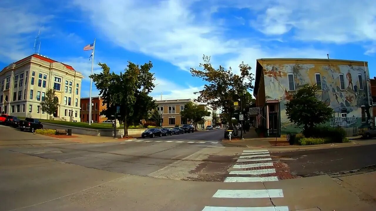 Boonville, Missouri, pop 7000