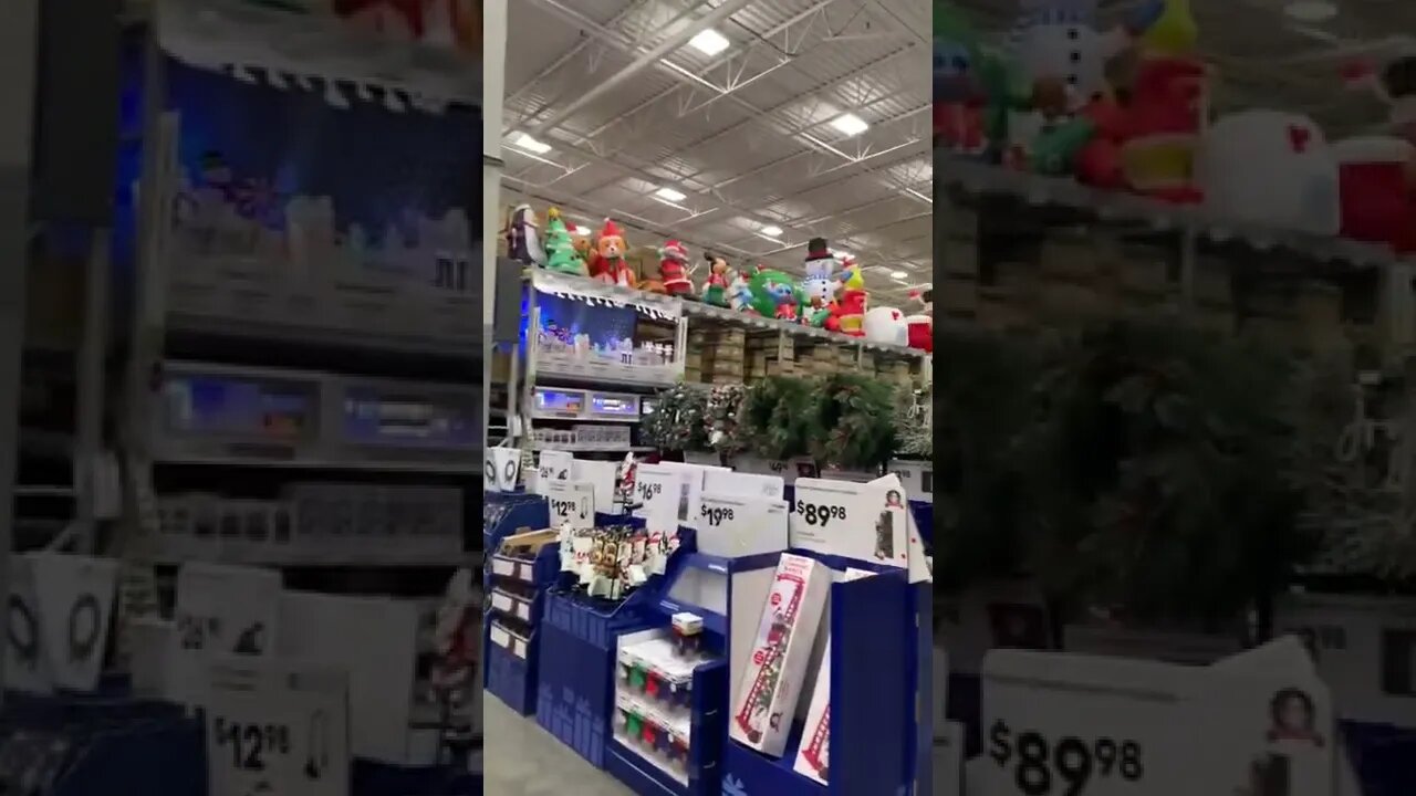 Begging 2 look a lot like #Christmas