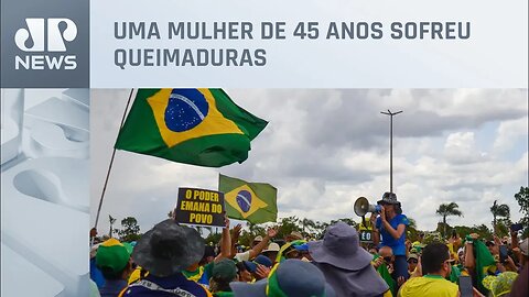 Raio atinge quatro manifestantes no setor militar em Brasília