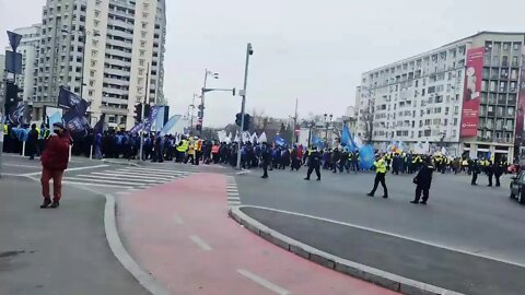 Marșul pensionarilor de lux din Jandarbulanime