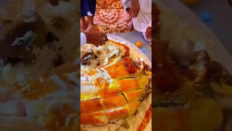 Arabic Big Platter! 😋#UpFoodReview #ytshorts #shorts #Food #Streetfood