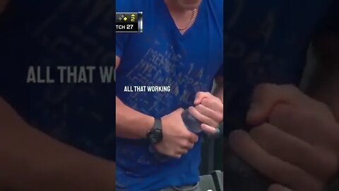 This fan was struggling to open a water bottle at an MLB game 😂 #shorts