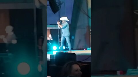 Justin Moore "Get rich or get drunk trying"