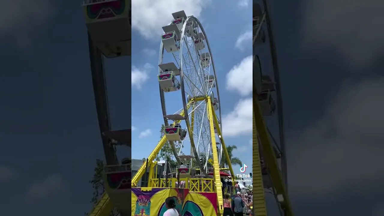 #whentheworldcomesundone