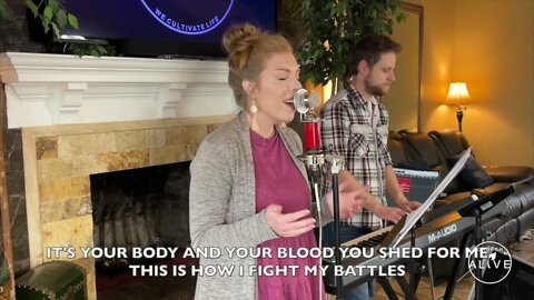 FREEDOM IS HERE & SURROUNDED (THIS IS HOW I FIGHT MY BATTLES) SET // WORSHIP BREAK