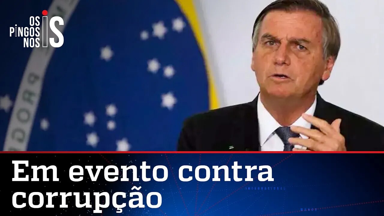 Bolsonaro discursa contra passaporte vacinal e apoia Daniel Silveira