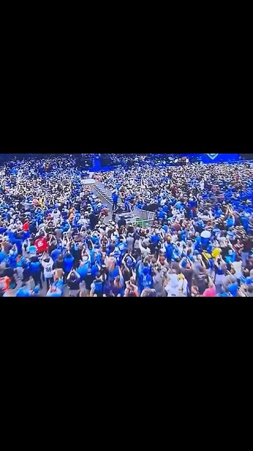 Gretch! LOL! NFL Fans Boo TF Out Of Gretchen Whitmer