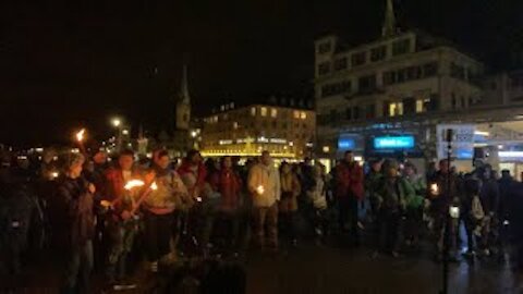 Livestream - Kerzen & Fackel Aktion - Free Hugs Switzerland - Zürich am 04.12.21