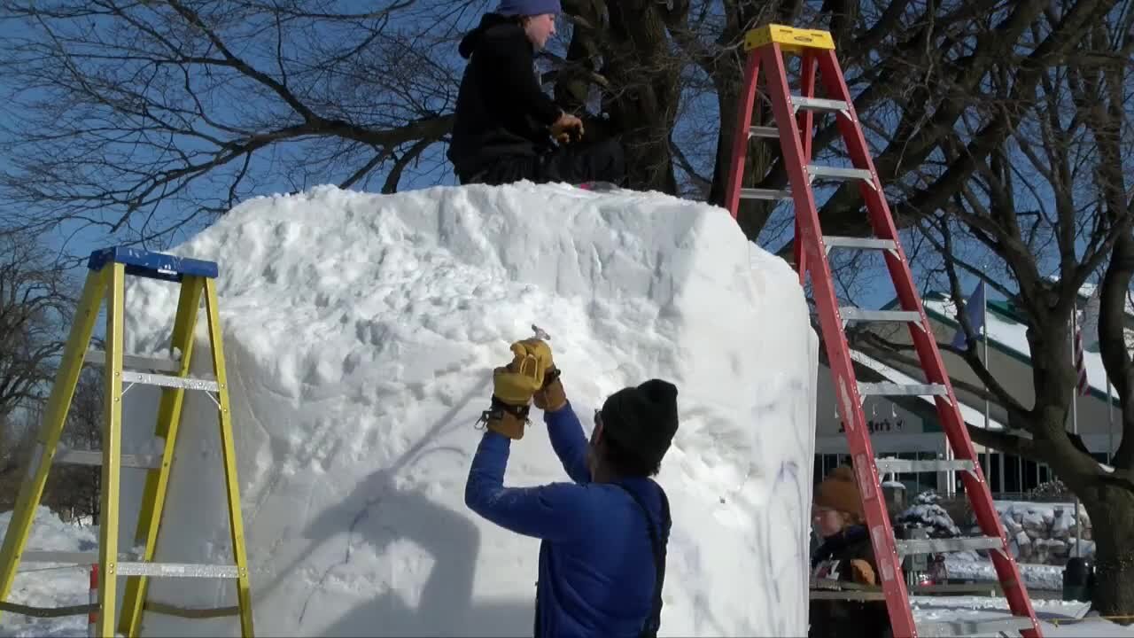 U.S. Snow Sculpting Championship begins in Lake Geneva