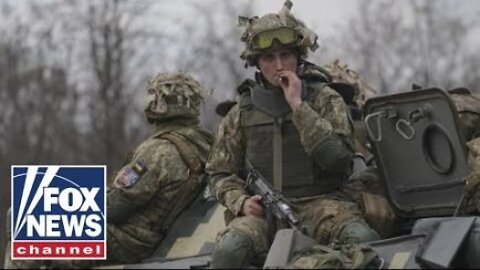 Russian troops confronted by Ukrainians: 'Go home while you are alive'