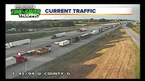 Racine County crash closes 3 lanes of I-94 Friday morning