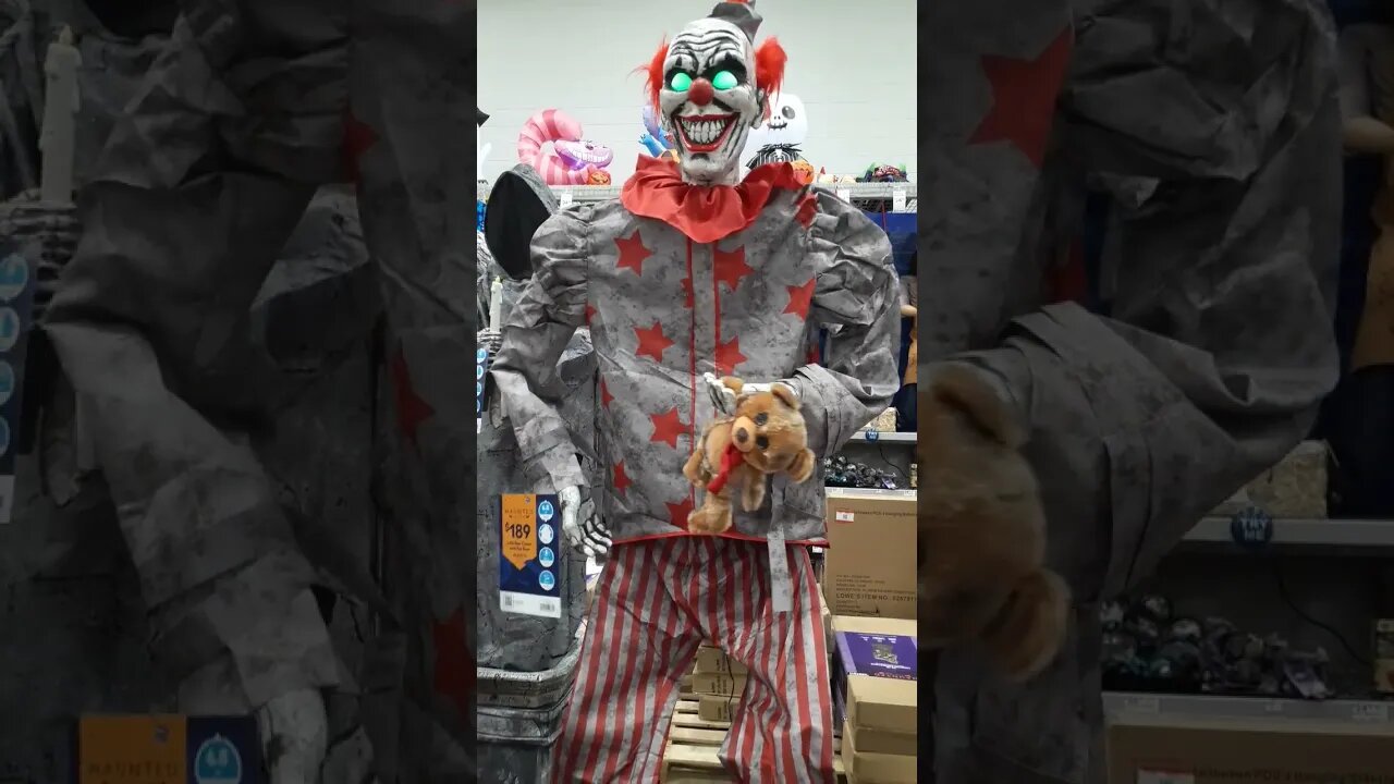 Lowes 6.5 foot CREEPY CLOWN animatronic in store demo for Halloween! #shorts #halloween #clown