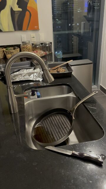 The CDC appears to still be sending out free COVID tests. Let me show you how to use them.