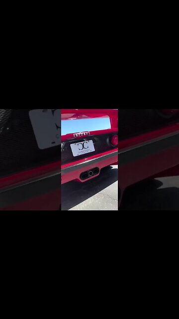 When a human sounds BETTER than a FERRARI F40?!? 🏎💨