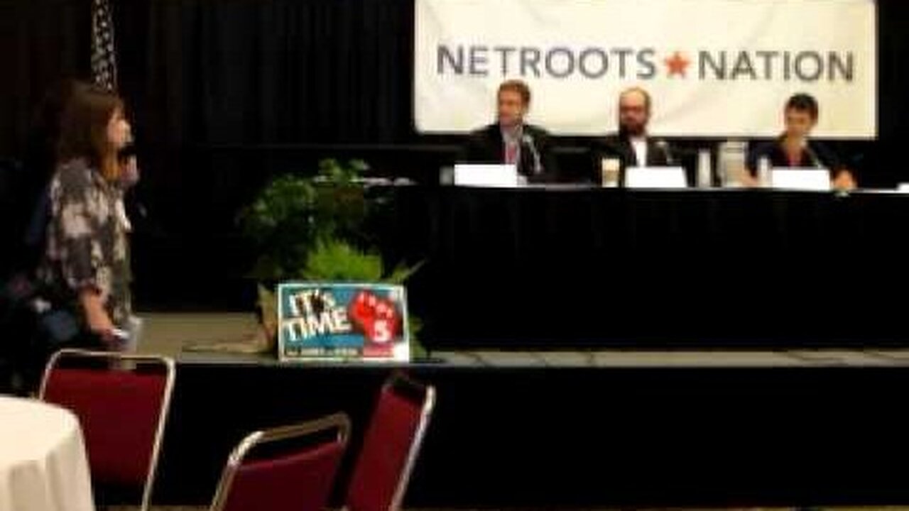 Argument at Netroots 2012 over Obama abandoning Walker Recall
