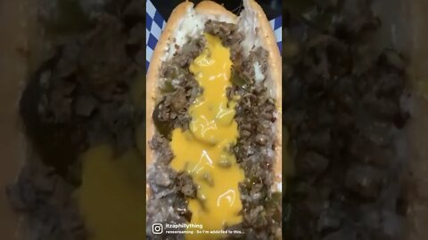 Classic philly cheesesteak | @itzaphillything on IG 🧀🥩🇺🇸 #shorts #phillycheesesteak