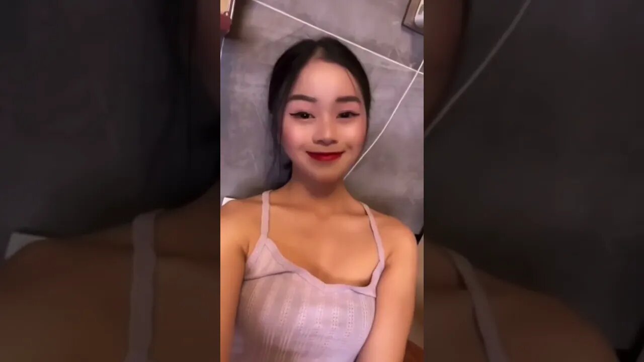 Sweet Chinese Girl Is A Joy To Behold