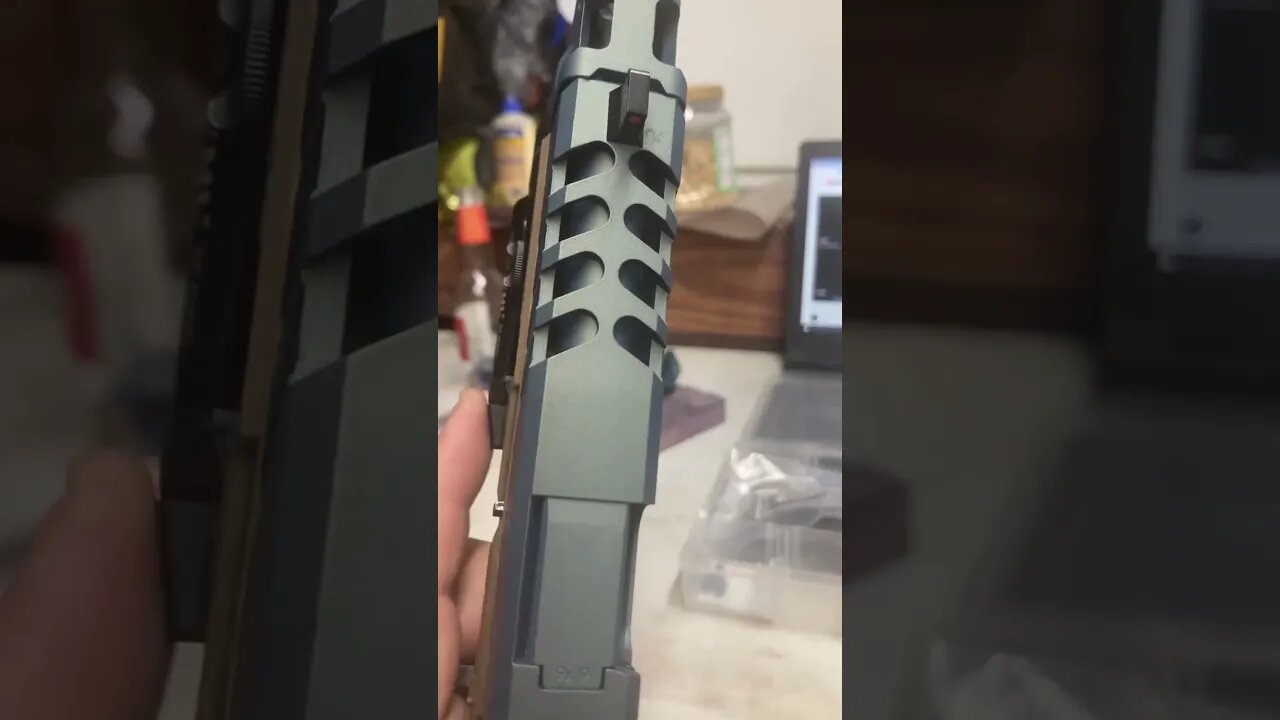 The Blue Glowie slide and comp