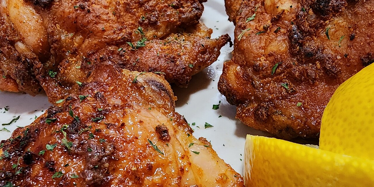 Crispy Chicken Thighs #chickendinner