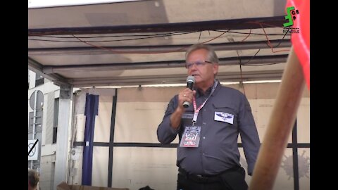 Marsz 102 - rocznica Traktatu Wersalskiego - przemawia Piotr - Lekarz z oddziału C2 w Bydgoszczy