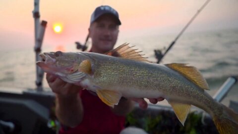 MidWest Outdoors TV Show #1679 - Walleye from the Bay of Green Bay