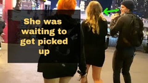 A simple conversation can get you laid. (Hidden camera footage)