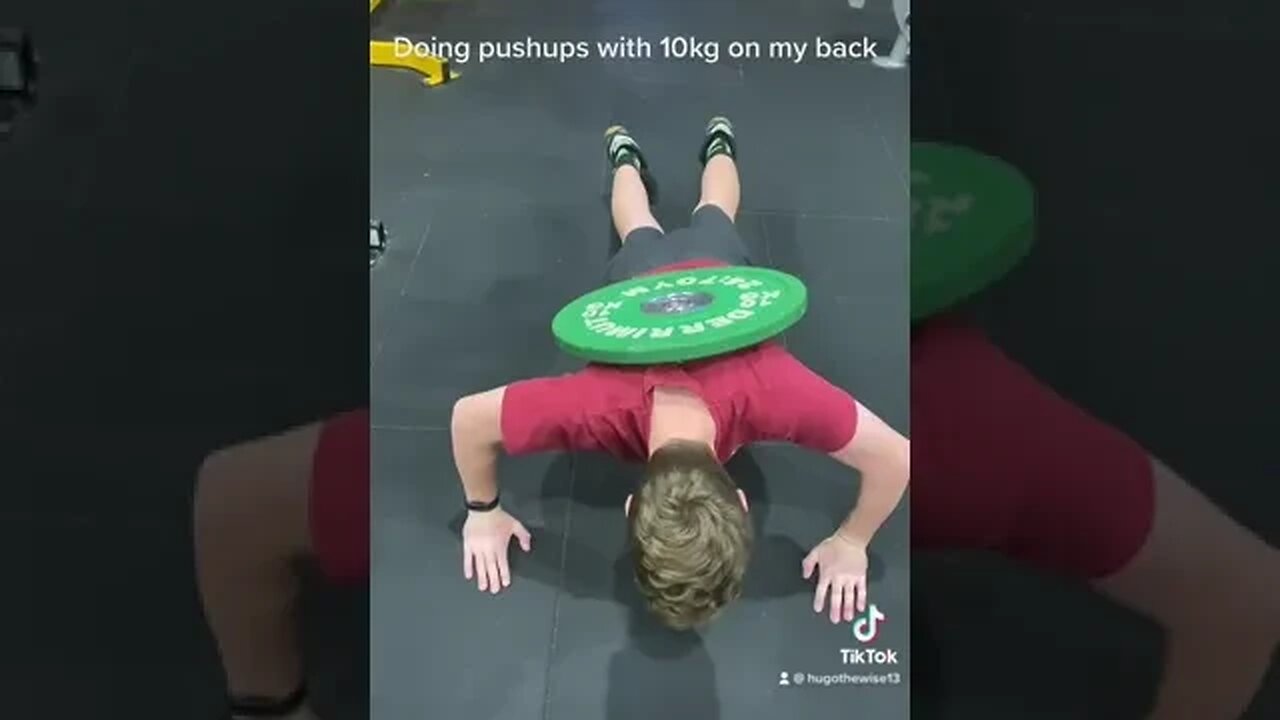 doing pushups with 10kg on my back