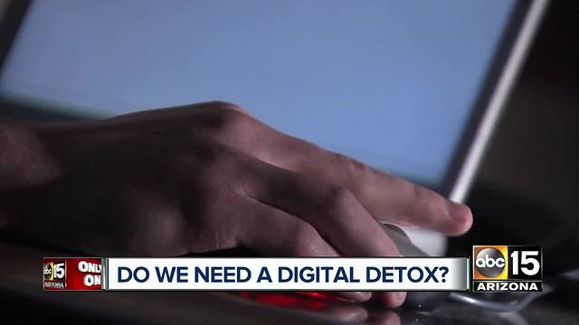 Tech experts suggest taking a digital detox