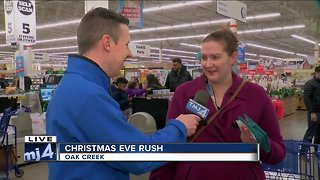 Last-minute shoppers cram stores looking for deals, meals