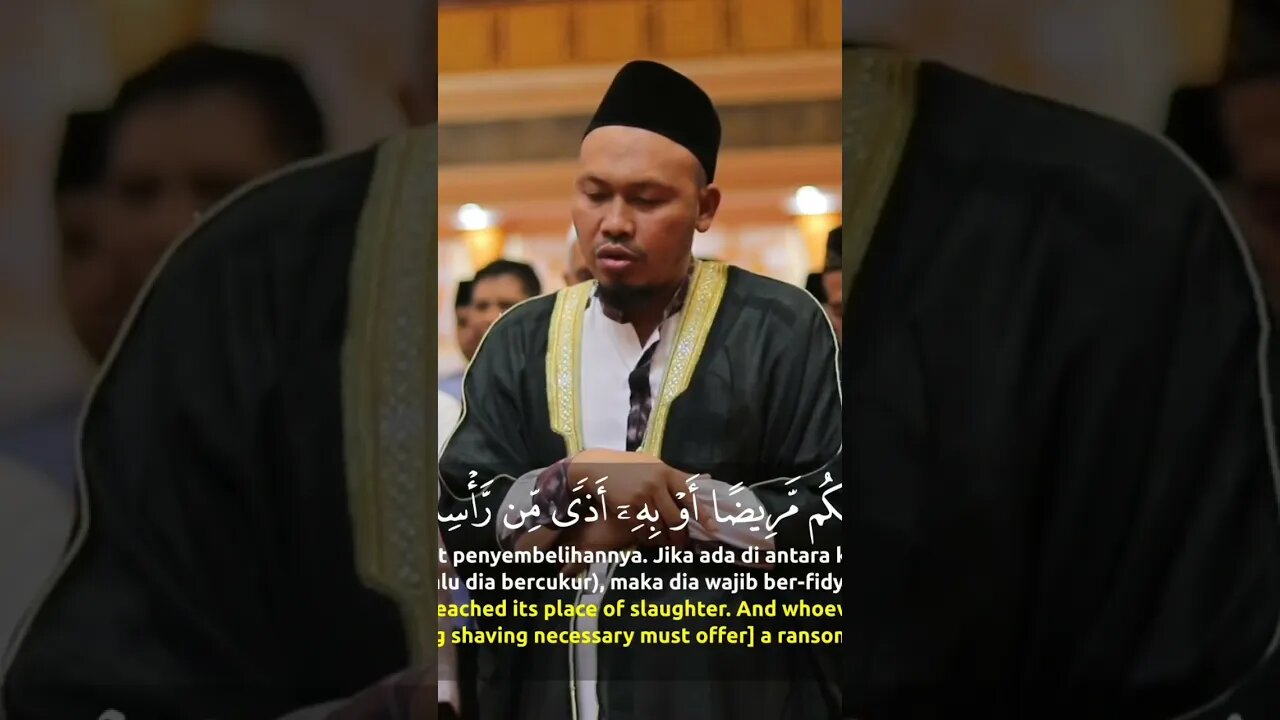 Ustadz Mujiburrahman Imam Sholat Merdu