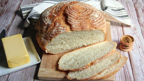 Crusty Round Bread in a Dutch Oven (No Knead, Vegan)