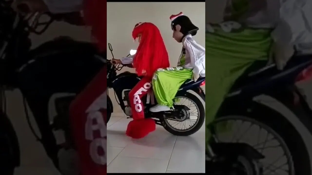 FOFÃO E BEN10 SUPER DIVERTIDOS NA MOTOCICLETA DA ALEGRIA, LIKE