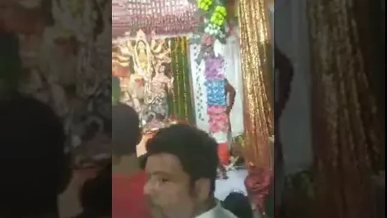 मां दुर्गा की चतुर्थ दिवस की लाइव आरती|| १२वां मां दुर्गा महोत्सव बेनीगंज जिला हरदोई उत्तर प्रदेश