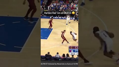 OMG!! JAMES HARDEN WITH A NASTY CROSSOVER