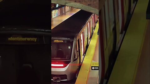 Sleek metro departure #viralvideo #montreal #subway