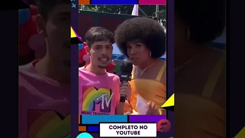 Curta e grossa 👏🏻😂!! #humor #shorts #entrevista #paradalgbt #rockinrio2022 #dragqueen