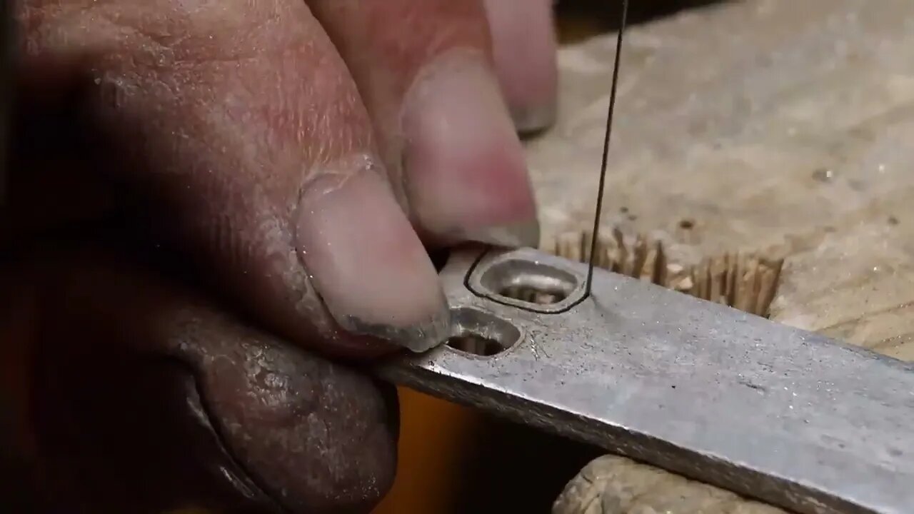 Making a HUGE 5 Carat Sapphire Ring by Hand – STUNNING!