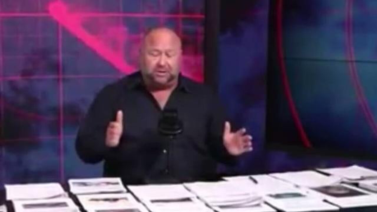 TSA whistleblower tells Alex Jones that face masks will return in September