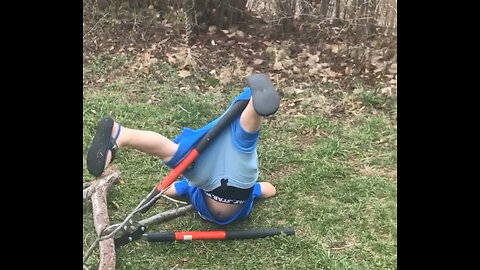 Kid Stuck on Tree Clippers #funny #videos