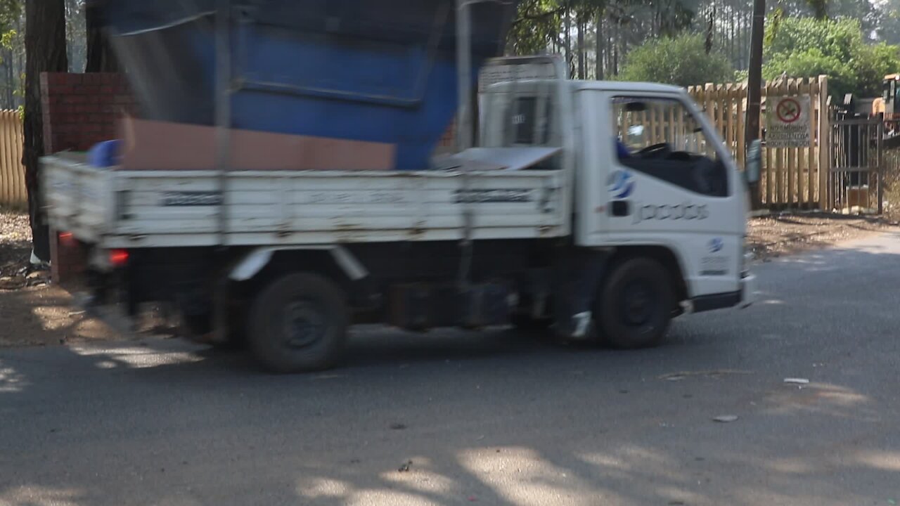 SOUTH AFRICA - Durban - Smoke from landfill site in PMB (Videos) (xM7)