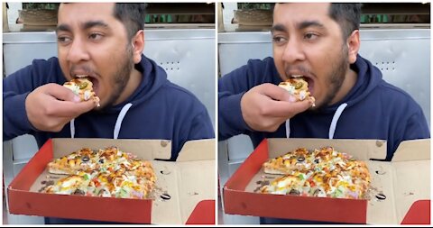 Street cheese and spicy tandoori pizza