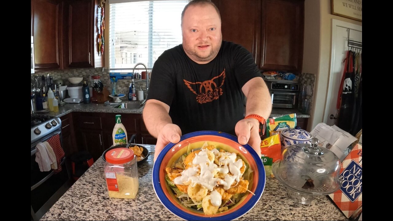 Buffalo Chicken Salad: A Healthy Meal Everyone Will Enjoy!