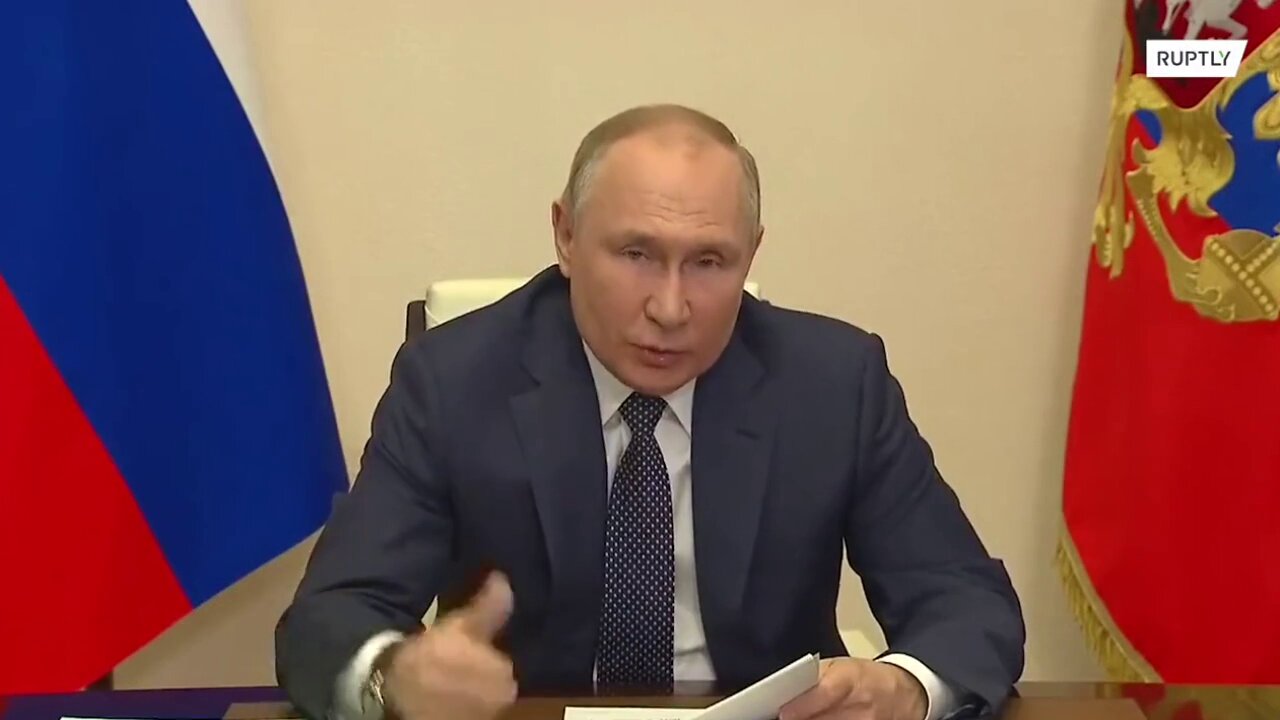 Putin blames western leaders for making decisions that lead to a global recession