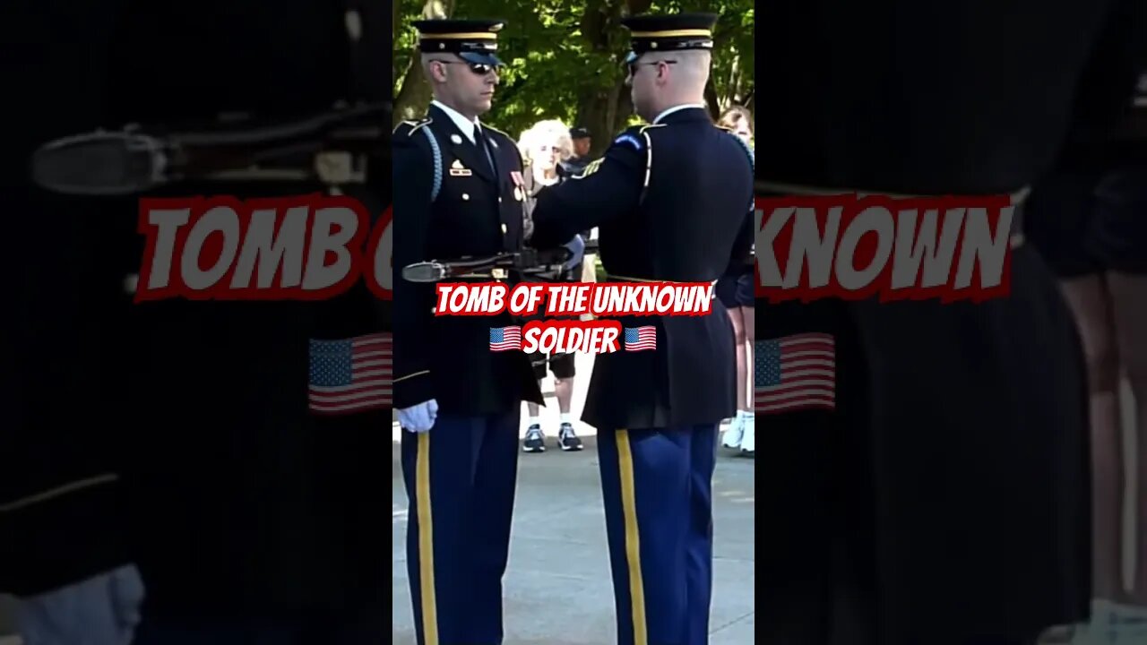 Tomb of The Unknown Soldier - Changing of The Guard #marine #soldier #usa @LawAndCrimeNews