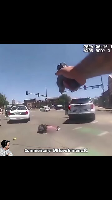 52 year old transgender with a knife is deleted after the cop's taser fails to stop him.