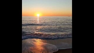 45 Second Short | Strong Waves | Committed Mind Meditation Music#shorts #1 @Meditation Channel