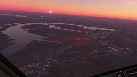 B737-700 Landing in Nashville (KBNA) sunset